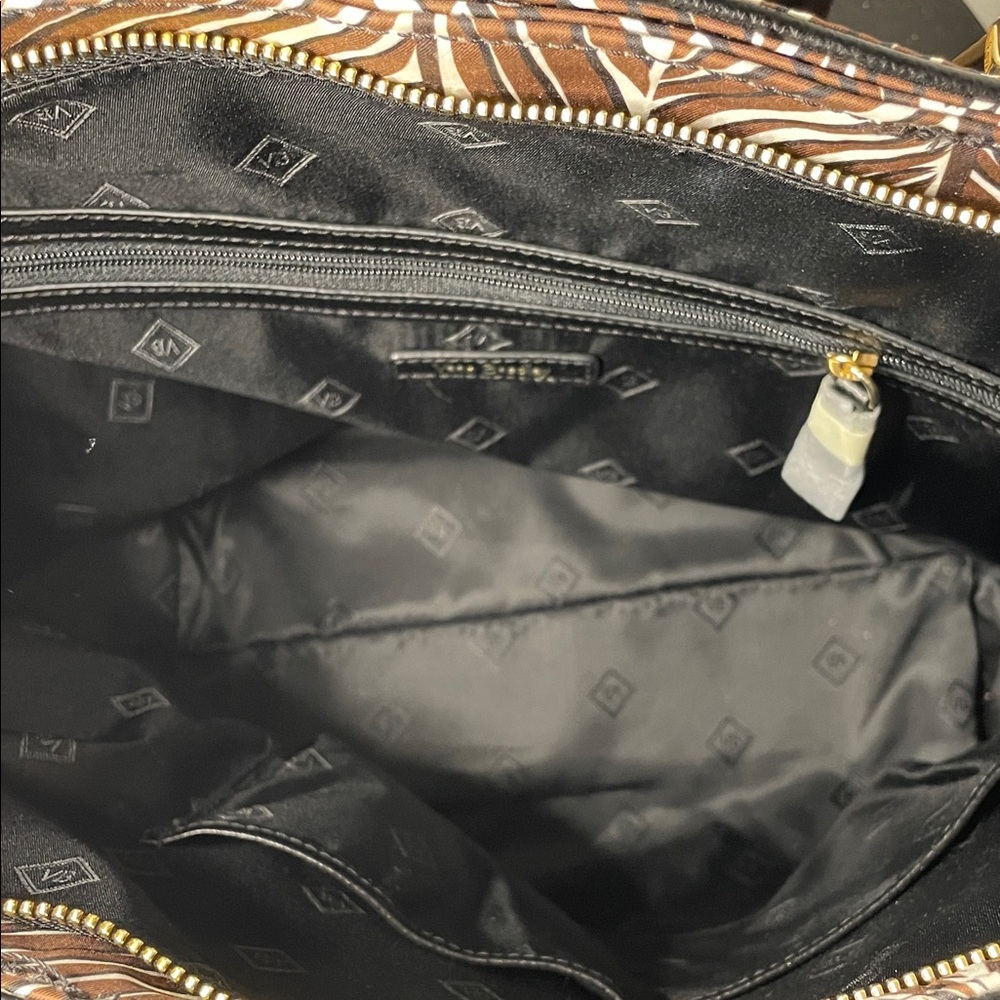 Vera Bradley Black and White Leaf Pattern Tote - Picture 4 of 7